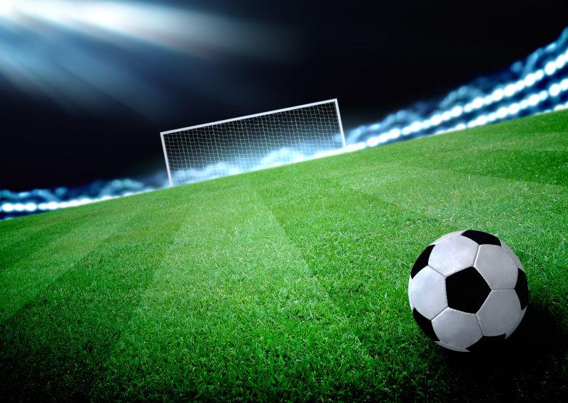 阿莱格里：劳塔罗是最强前锋之一；莱奥明白进球决定前锋价值